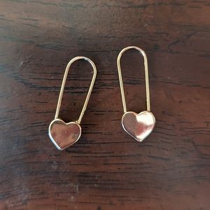Rose gold Betsey Johnson heart earrings ♥️♥️